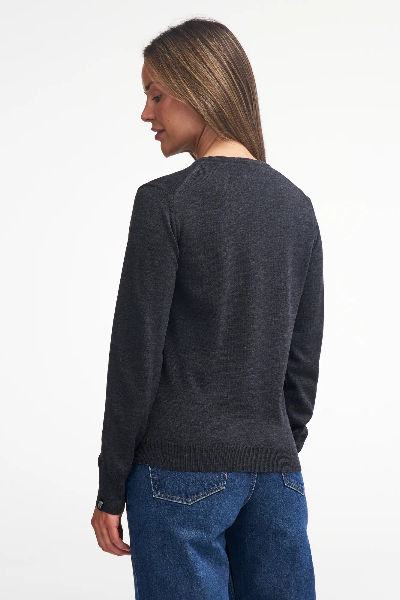 MERINO V - NECK FEMALE, 100% EXTRA FINE MERINOULL — GRAPHITE MARL - Ivanhoe of Sweden