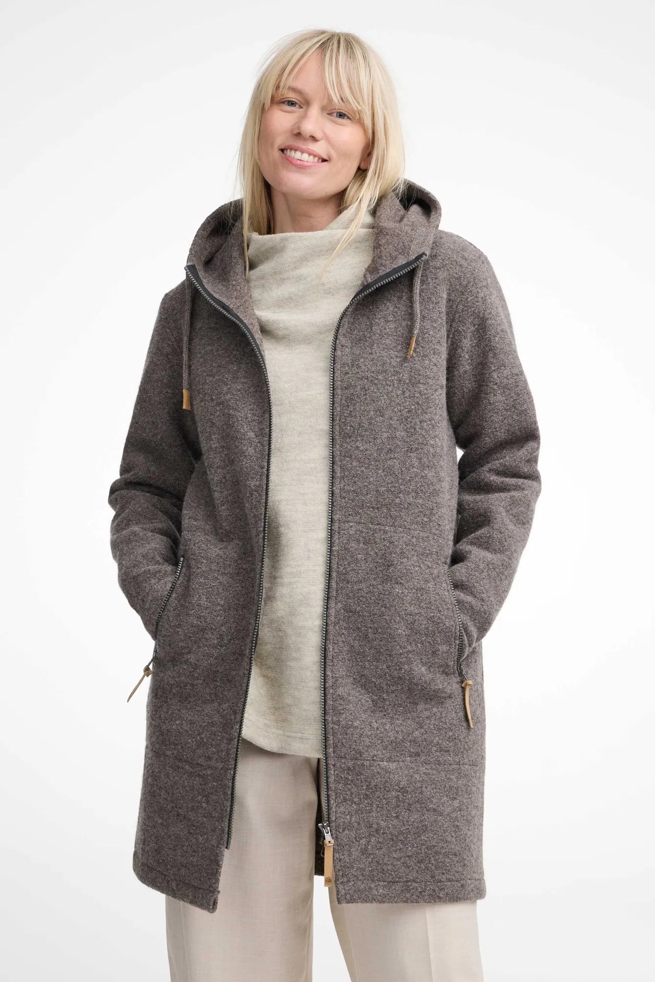 1100564094_GY_Madbacken_coat_4