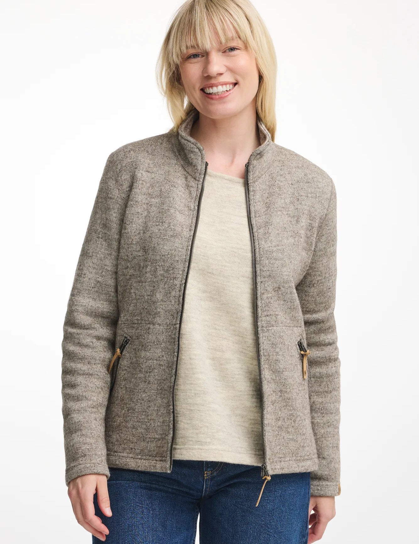 NLS TWIG FULL ZIP, 100% OFÄRGAD ULL — LATTE - Ivanhoe of Sweden