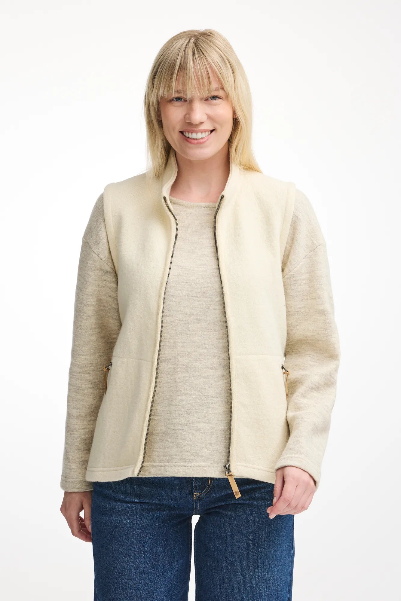 NLS COCO VEST, 100% OFÄRGAD ULL — NATURAL WHITE - Ivanhoe of Sweden