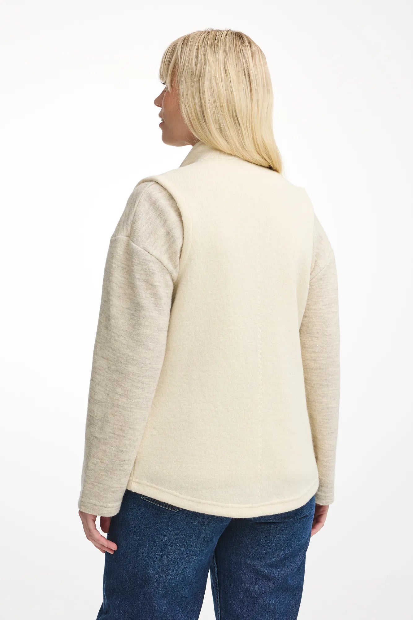 NLS COCO VEST, 100% OFÄRGAD ULL — NATURAL WHITE - Ivanhoe of Sweden
