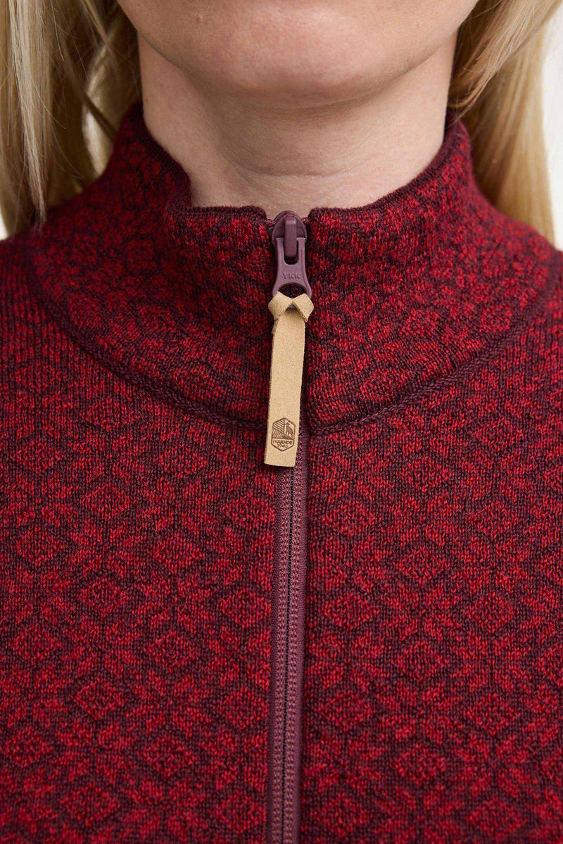 1100598444_Fiona_full_zip_6