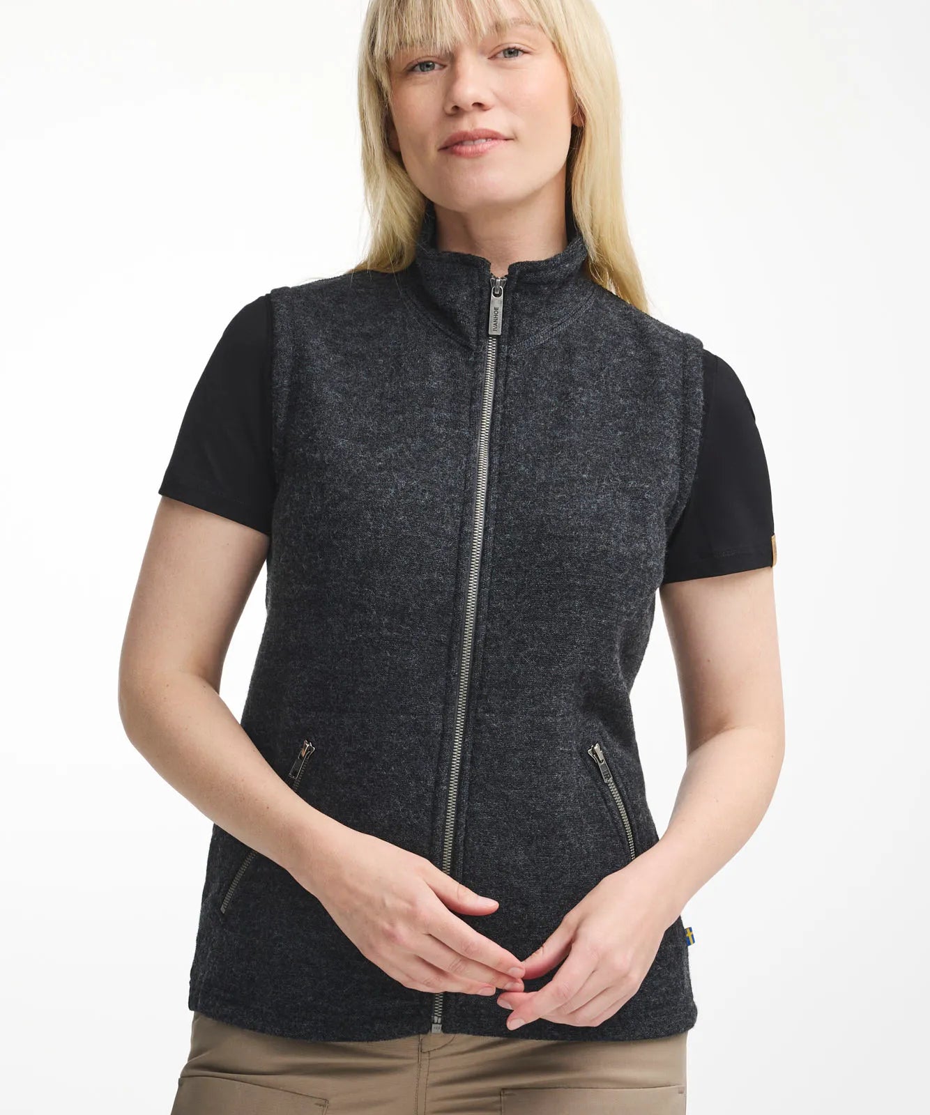 FLORA VEST, 60% FILTAD ULL, 40% LYOCELL — GRAPHITE MARL - Ivanhoe of Sweden
