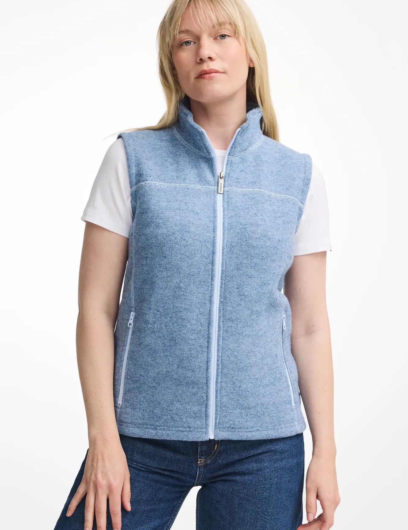 BEATA VEST, 100% FILTAD ULL — FADED DENIM - Ivanhoe of Sweden