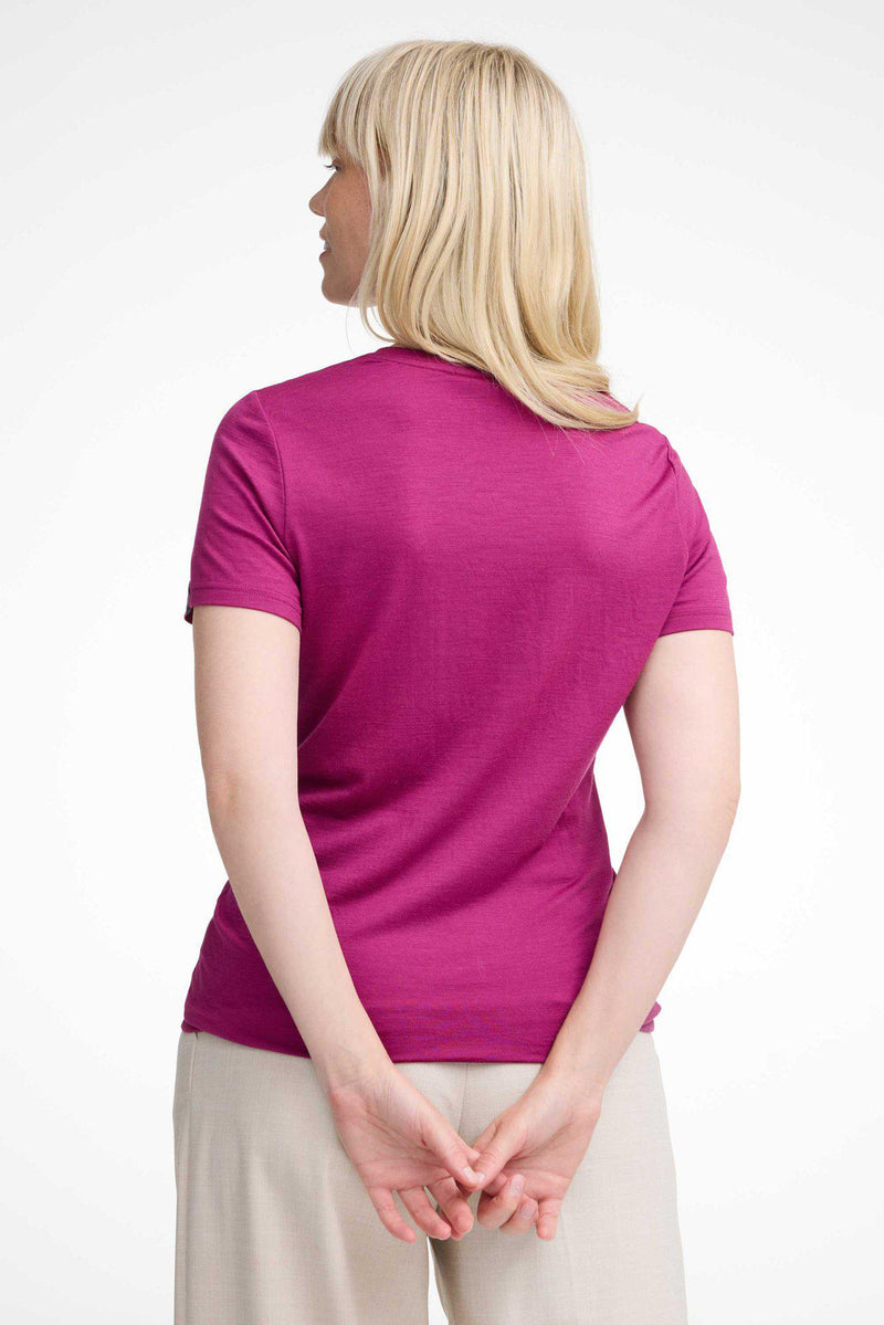 1200220174_UW_Cilla_Vine_5