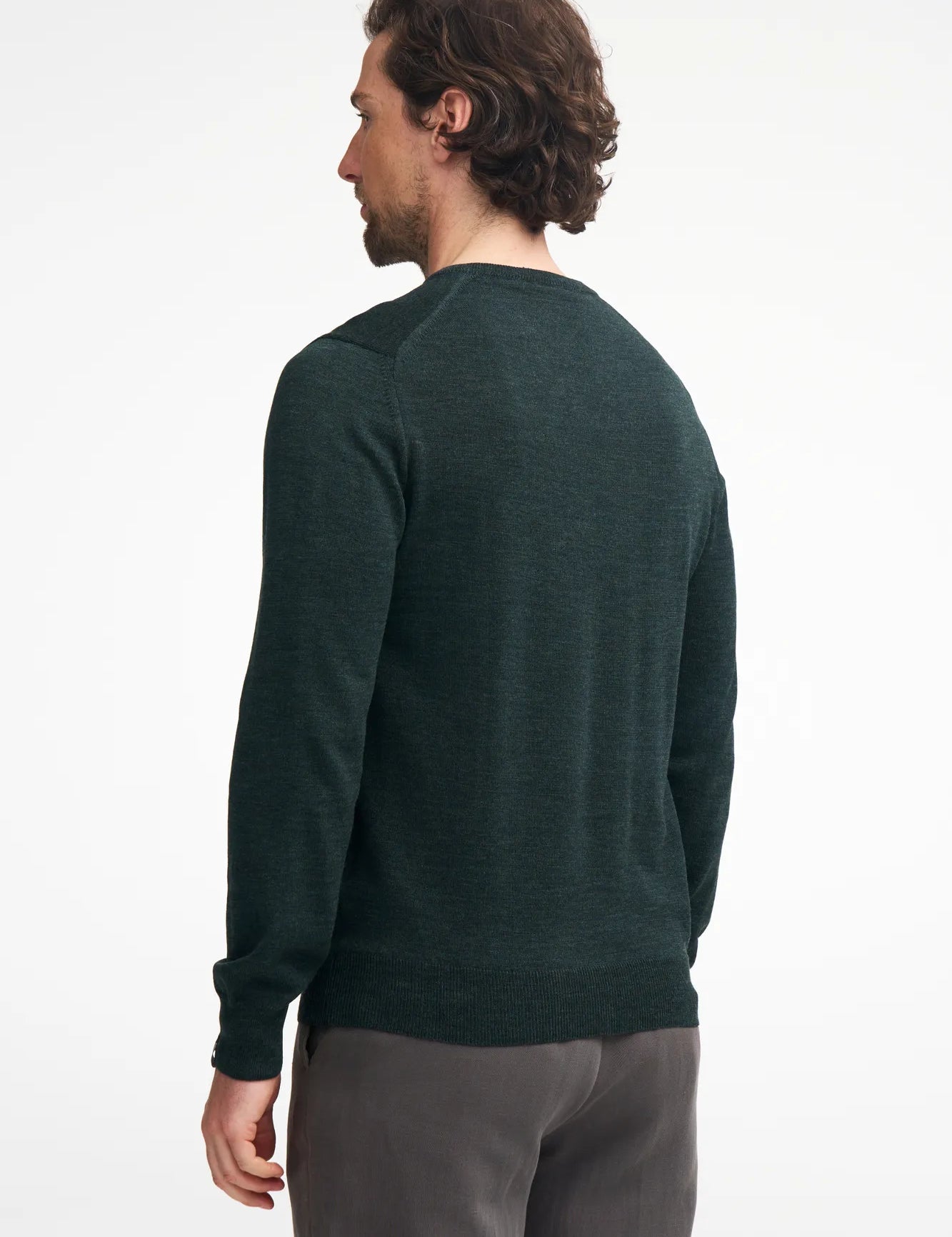 MERINO V - NECK MALE, 100% EXTRA FINE MERINOULL — GRAPHITE MARL - Ivanhoe of Sweden