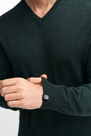 2100117426_Merino_V_Neck_6