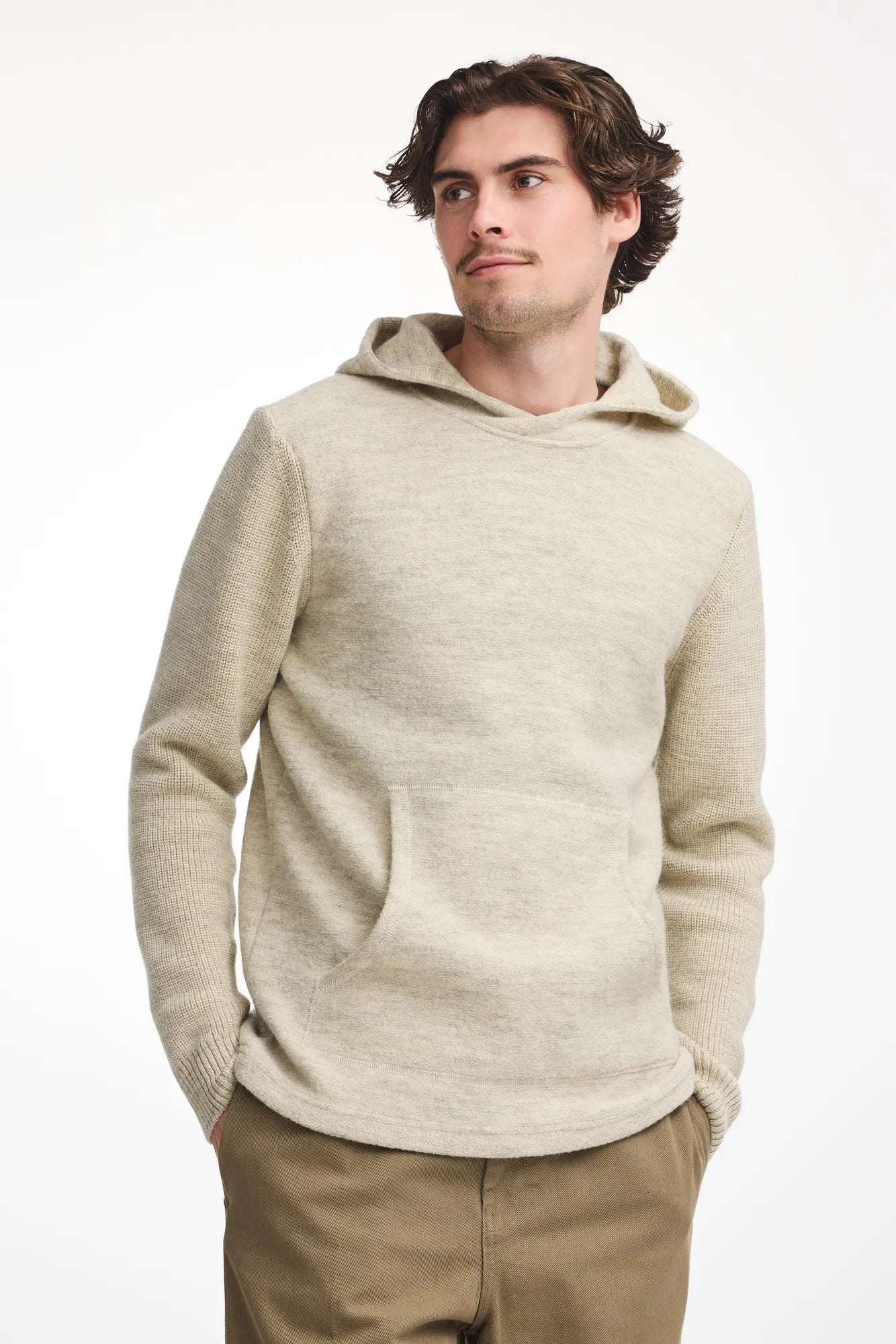 NLS PENTLAND HOOD, 100% OFÄRGAD ULL — BIRCH - Ivanhoe of Sweden