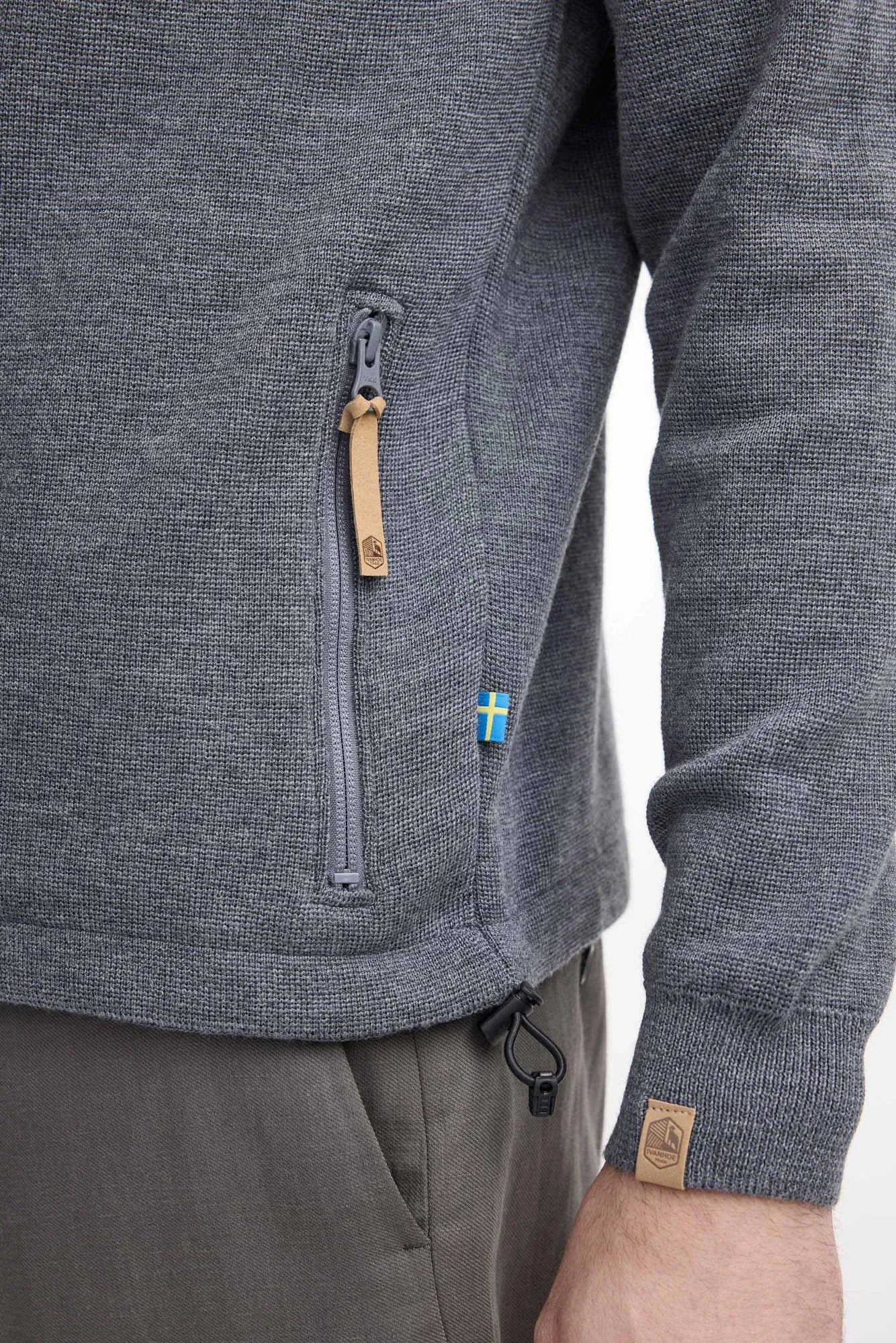 2100555013_Helmer_full_zip_6