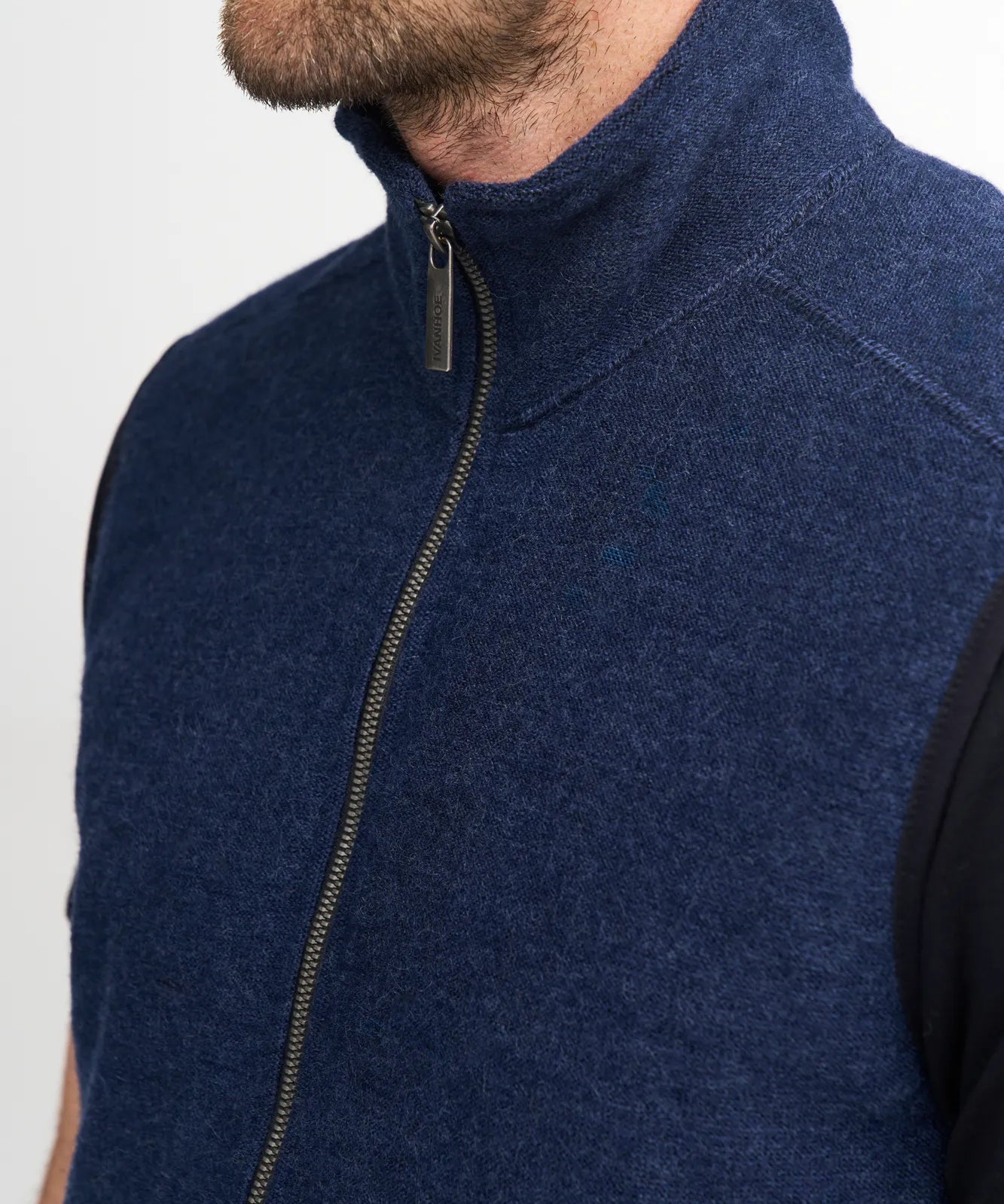 KURRE VEST, 60% FILTAD ULL, 40% LYOCELL — LIGHT NAVY - Ivanhoe of Sweden