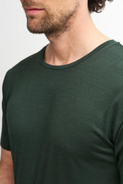 UNDERWOOL CEASAR T - SHIRT, 100% EXTRA FIN MERINOULL — ROYAL CHERRY - Ivanhoe of Sweden