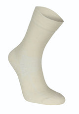 WOOL SOCK, TUNN ULLSTRUMPA MED FÖRSTÄRKNING — NATURAL WHITE