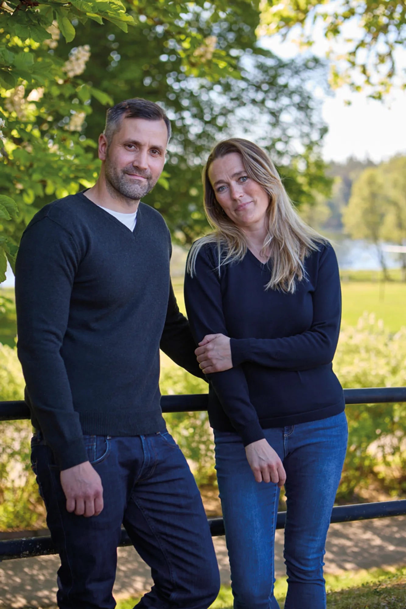 PD V - NECK MALE — NAVY - Ivanhoe of Sweden
