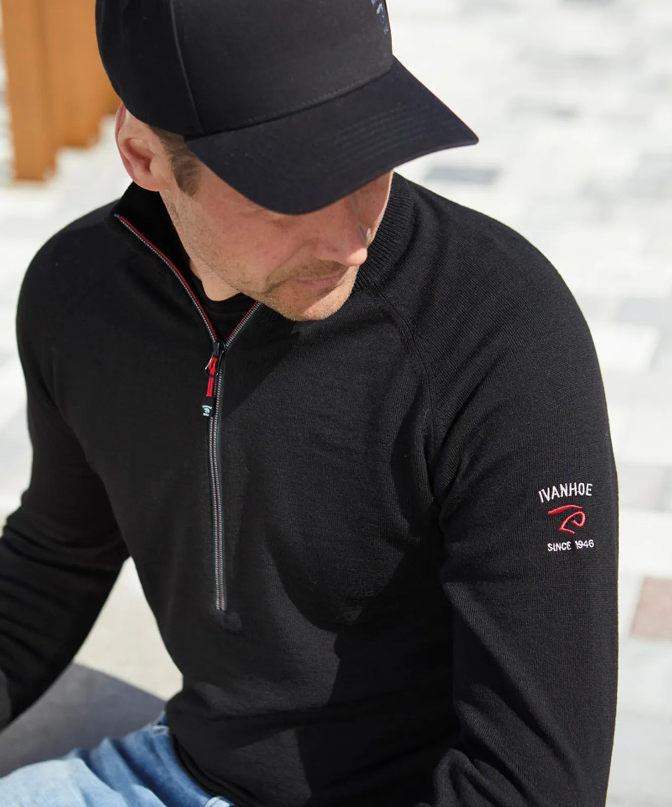 JOJJE HALF ZIP, 100% EXTRA FINE MERINOULL — BLACK - Ivanhoe of Sweden