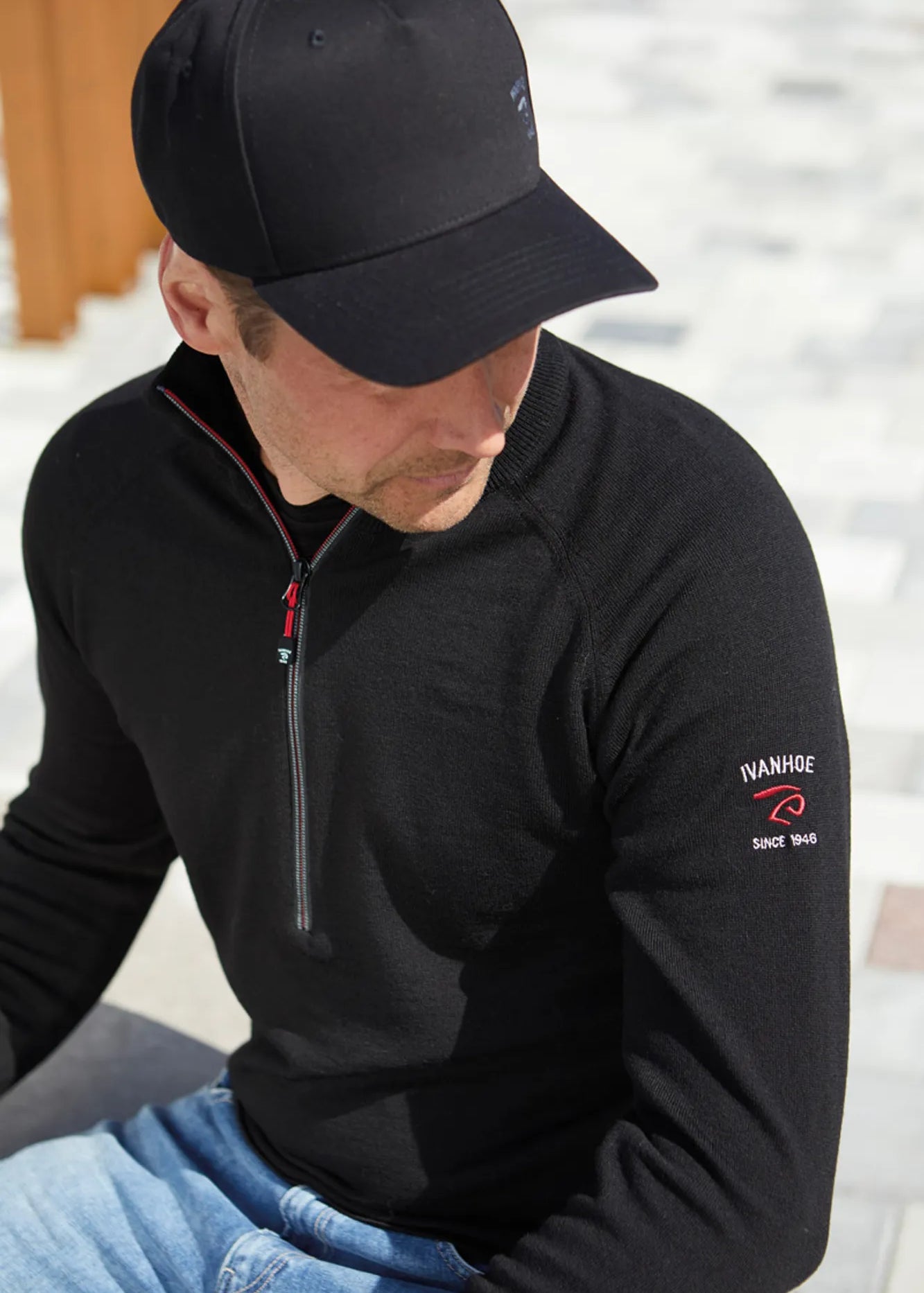 JOJJE HALF ZIP, 100% EXTRA FINE MERINOULL — BLACK - Ivanhoe of Sweden