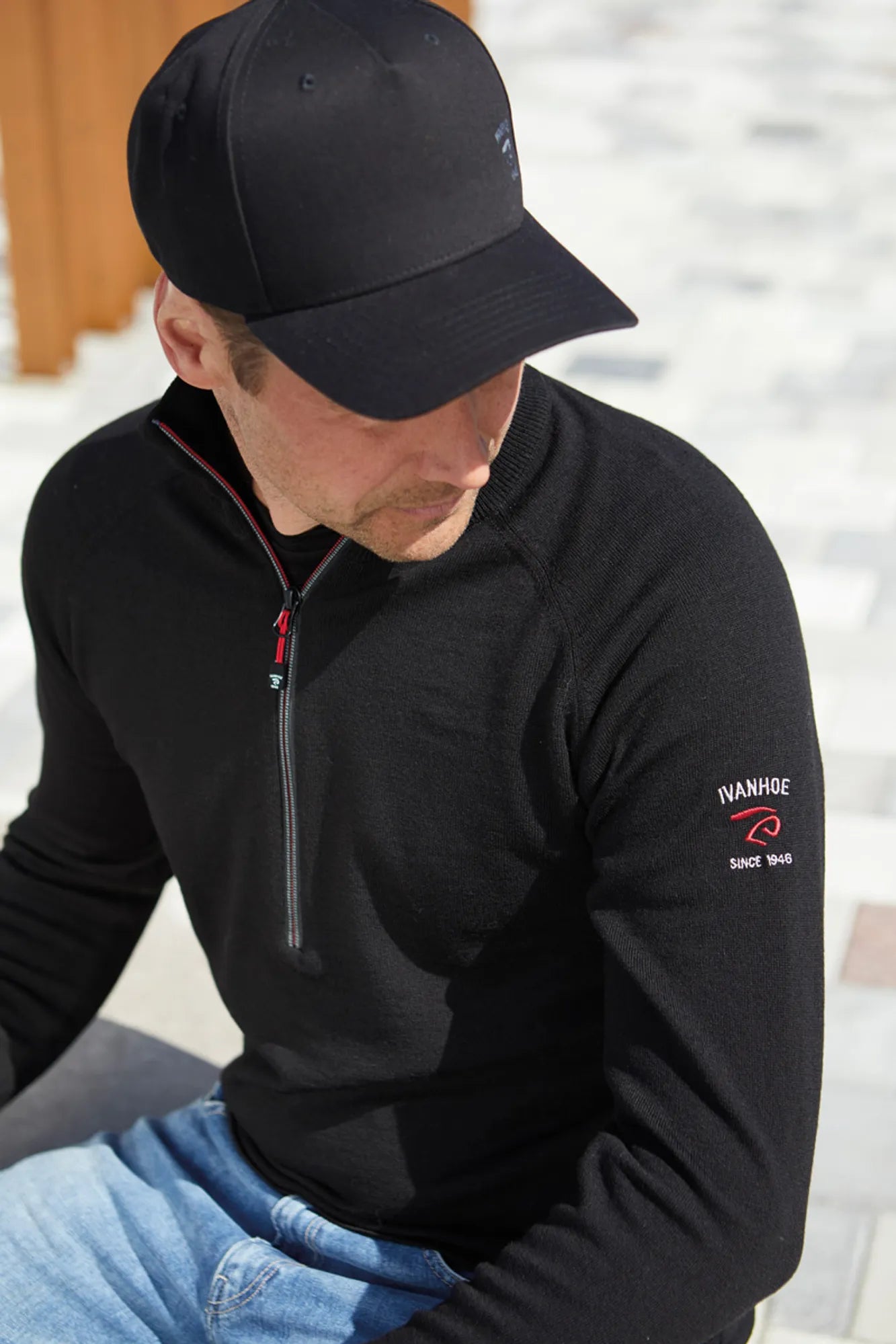 JOJJE HALF ZIP, 100% EXTRA FINE MERINOULL — BLACK - Ivanhoe of Sweden